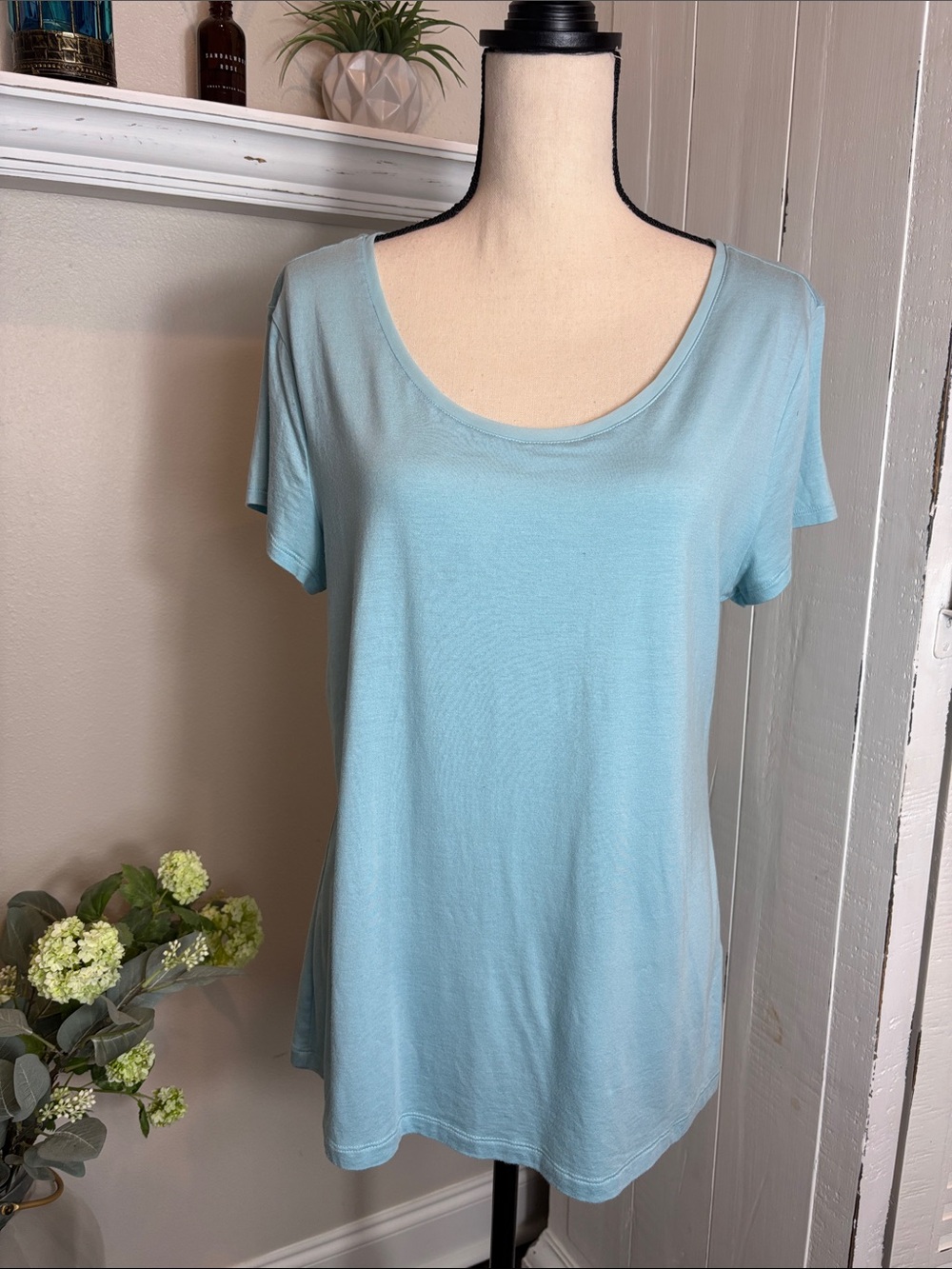 Banana Republic Factory Light Blue Scoop Neck Short Sleeve Tee